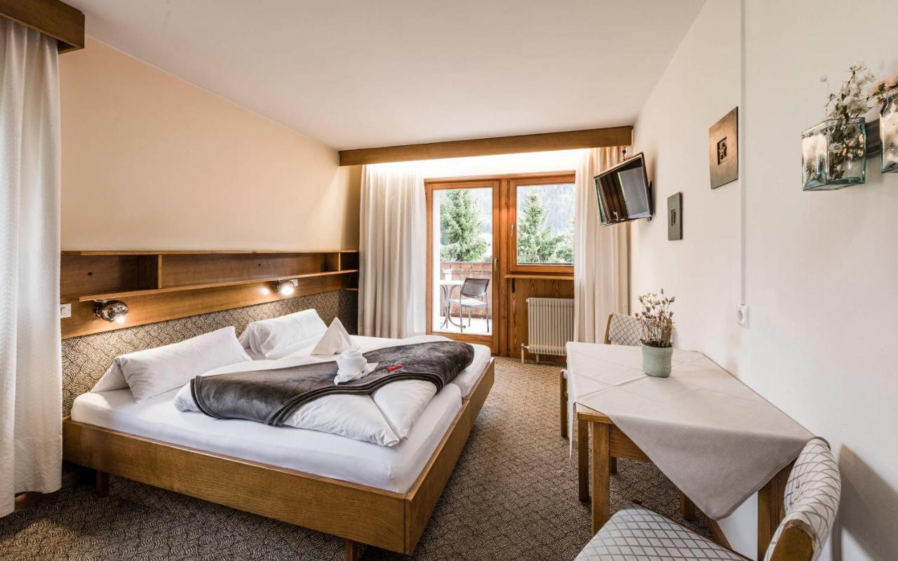 Raschoetzhof Funes  Eksteriør billede